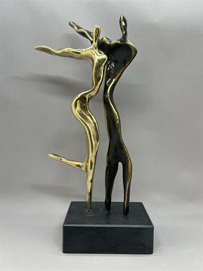 Bronzefigur \'\'Dancing with the wind\'\' 