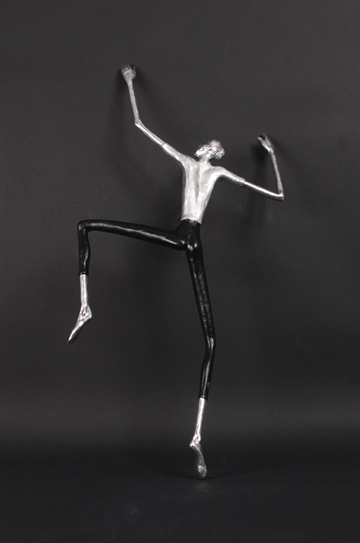 Alufigur ''Climber'' stor af Yanni Souvatzoglou